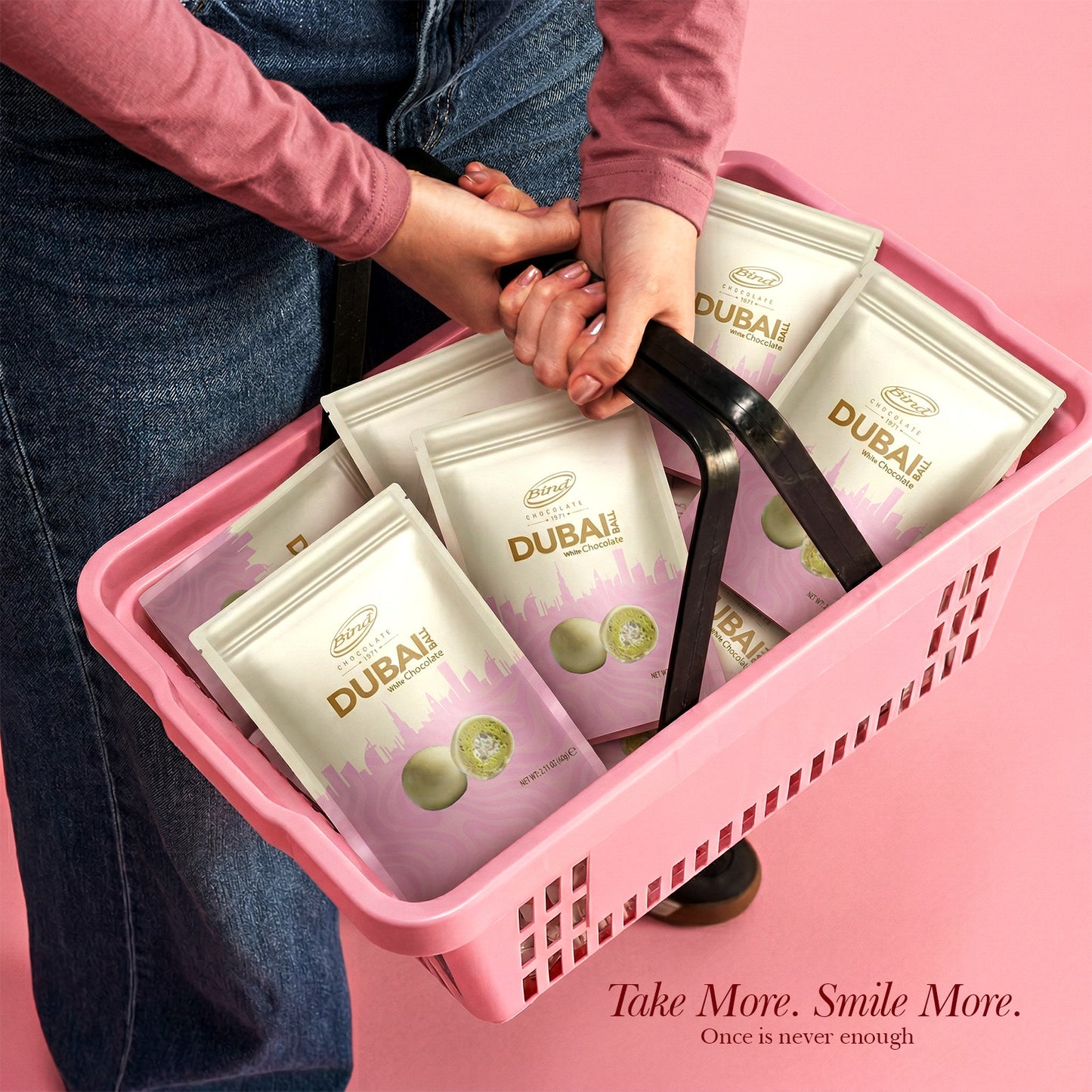 Bind Dubai Pistachio Kunafa White Chocolate Balls